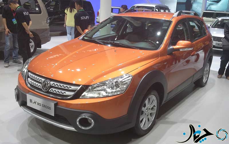 Dongfeng_Fengshen_H30_Cross_facelift_Auto_China_2014-04-23
