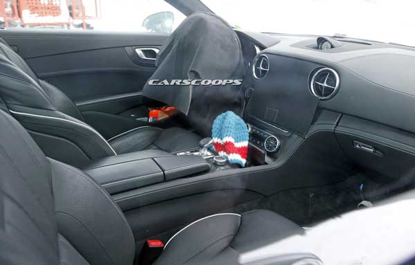 2017-Mercedes-SL-FL7