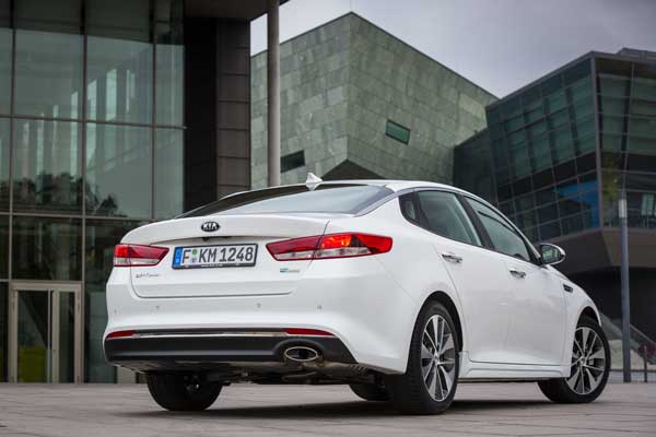 2016-Kia-Optima-2