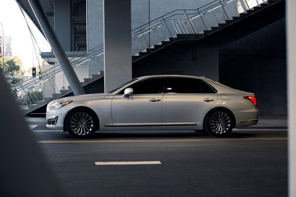 44757_2017_genesis_g90-970x647-c