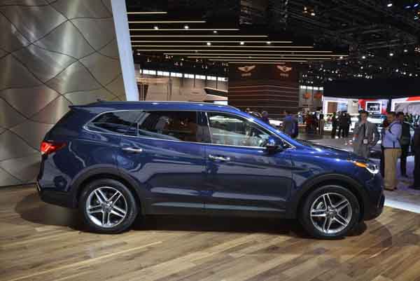 2017 Hyundai Santa Fe Chicago 6