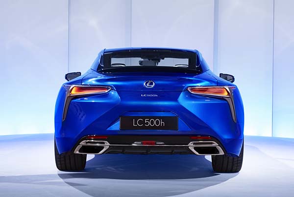 2017-lexus-lc-500h-03