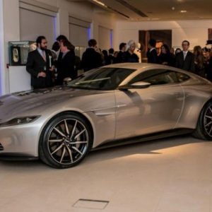 استون مارتین DB10 جیمز باند حدود 3.5 میلیون دلار به فروش رفت!