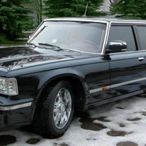 لیموزین استثنایی ولادیمیر پوتین را 1.2 میلیون دلار بخرید