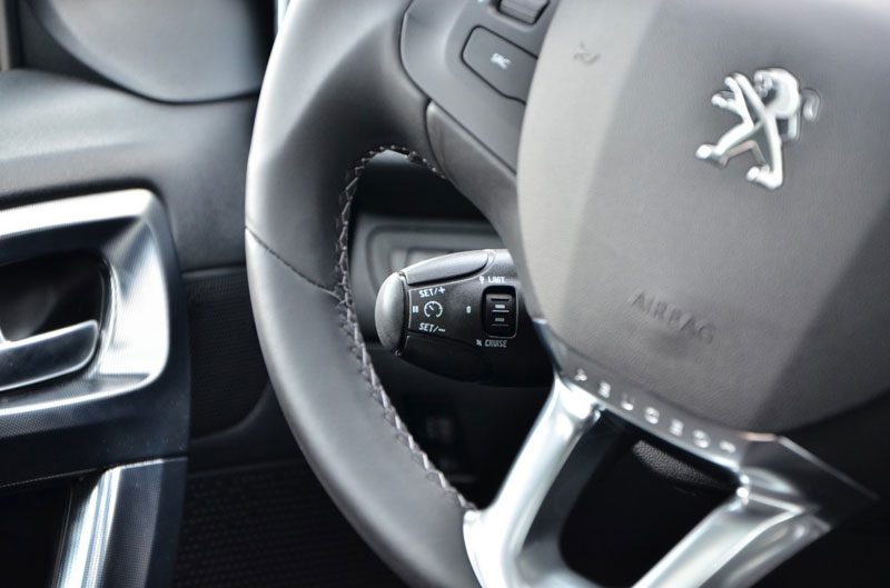 peugeot2008-2