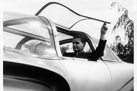 1957-aurora-safety-car3