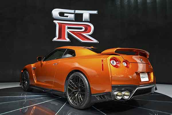 نیسان GT-R 2017 هم رونمایی شد!