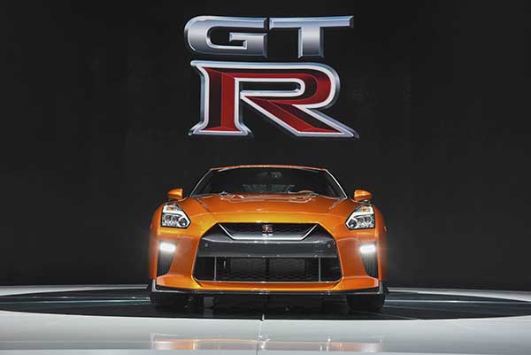 نیسان GT-R 2017 هم رونمایی شد! نیسان GT-R 2017 هم رونمایی شد!