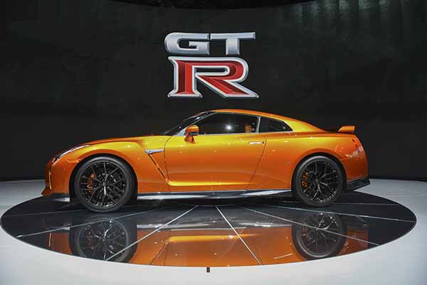 نیسان GT-R 2017 هم رونمایی شد!