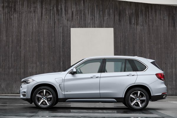 BMW-X5-xDrive40e-5