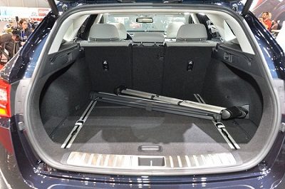 kia-optima-sportwagon-live-in-geneva2