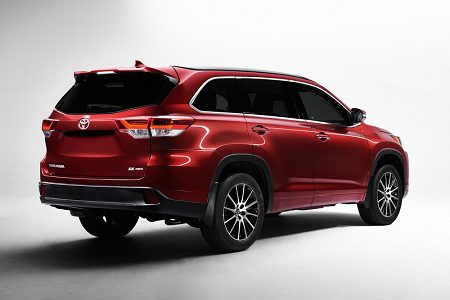 2017-toyota-highlander1