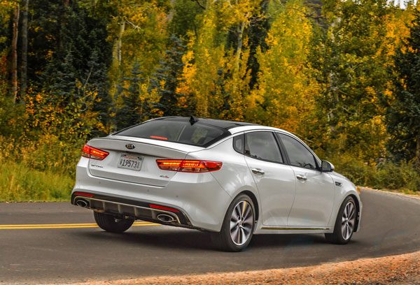 2016-Kia-Optima-10-(1)