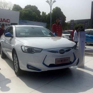 جک از سدان الکتریکی خود با نام iEV7 رونمایی کرد