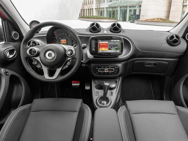Brabus-Smart_forfour-2017-800-0a