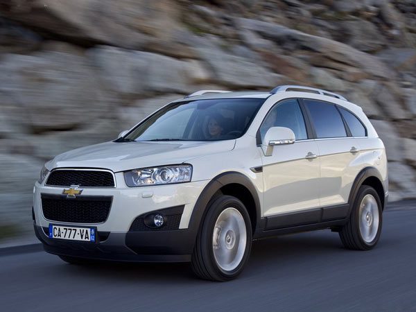 Chevrolet-Captiva-2012-800-05