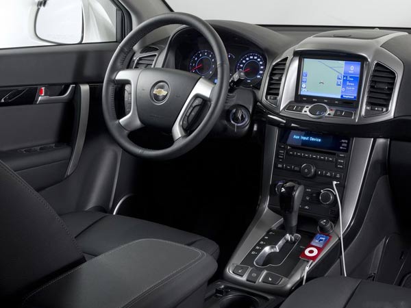 Chevrolet-Captiva-2012-800-42