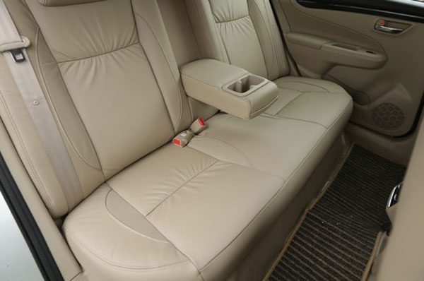 Ciaz-Interior-Space