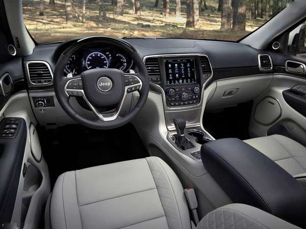 Jeep-Grand_Cherokee_Summit_2017_800x600_wallpaper_09
