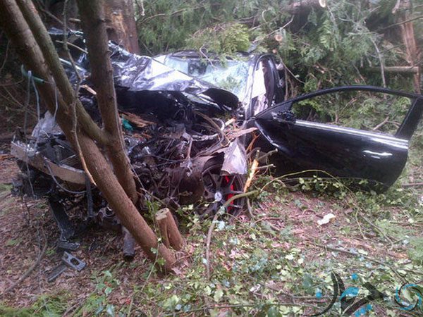 Mercedes-amg-Crash-1