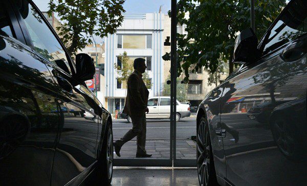ترفند خودروسازان برای بالا بردن قیمت خودرو چیست؟ قیمت خودرو قیمت خودروهای داخلی