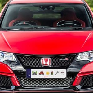 ایده خنده‌دار هوندا؛ استفاده از اموجی‌ها به جای پلاکهای سنتی!