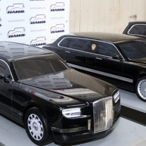 لیموزین جدید پوتین با موتور پورشه!