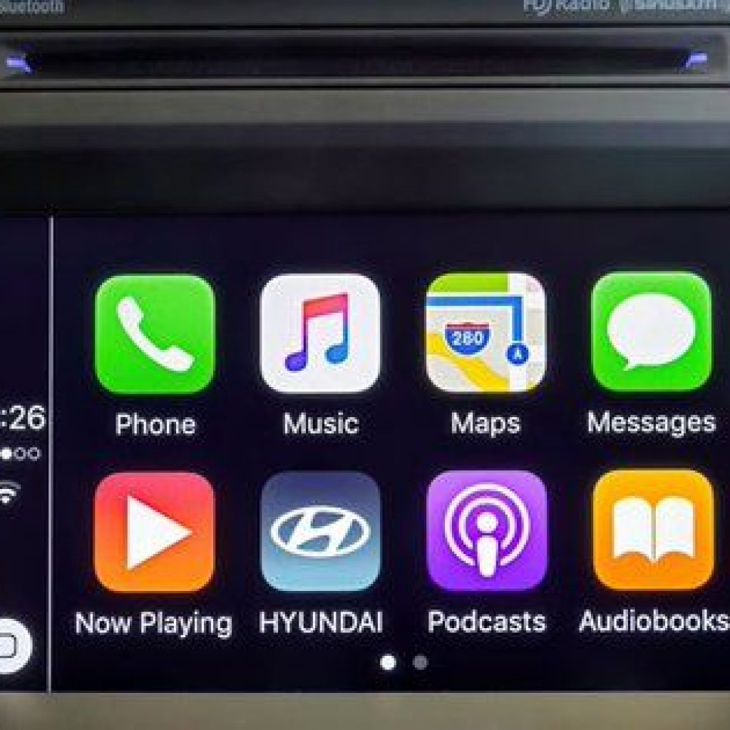 هیوندای سوناتا 2016 از اپل CarPlay پشتیبانی می‌کند