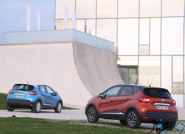 Renault-Captur_2014_4