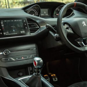 تقابل پژو 308 و فولکس‌ گلف!