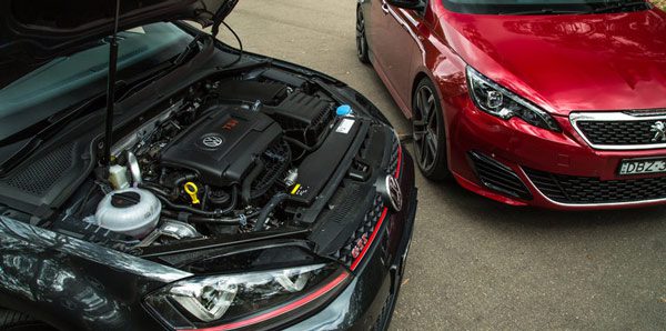 2016-Volkswagen-Golf-GTI-Performance-v-2016-Peugeot-308-GTi-27019