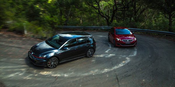 2016-Volkswagen-Golf-GTI-Performance-v-2016-Peugeot-308-GTi-27083