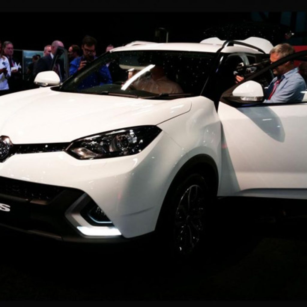 عرضه شاسی بلند جدید ام جی GS در انگلستان