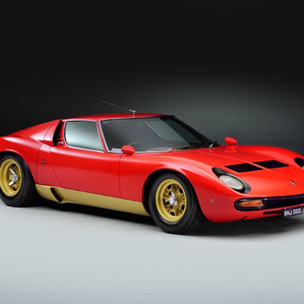 جشن تولد پنجاه سالگی میورا، با یک هدیه ویژه از لامبورگینی!