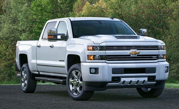 The 2017 Chevrolet Silverado HD features an all-new, patented ai