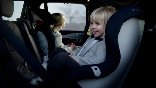 child-heat-up-at-summer