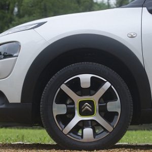 انقلاب سیتروئن در سیستم تعلیق؛ فرش پرنده!