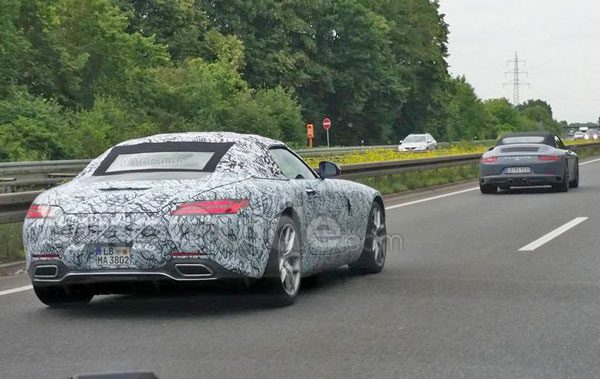 mercedes-amg-gt-roadster-spy-photos-01