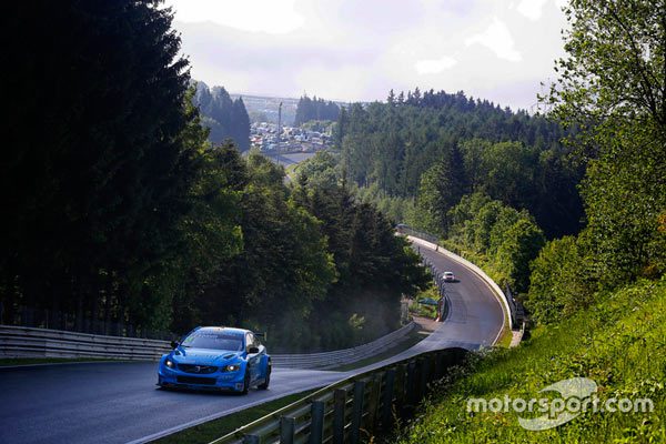 wtcc-nurburgring-2016-fredrik-ekblom-polestar-cyan-racing-volvo-s60-polestar-tc1