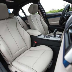 بی‌ام‌و 330e مدل ۲۰۱۶ سدان اسپرت با پلاگین هیبریدی