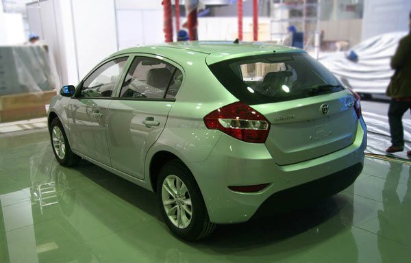 Brilliance-H320-hatchback