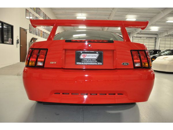 Ford-Mustang-Cobra-R6