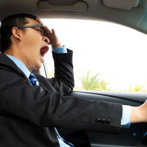 10 توصیه مفید برای مبارزه با خواب آلودگی هنگام رانندگی