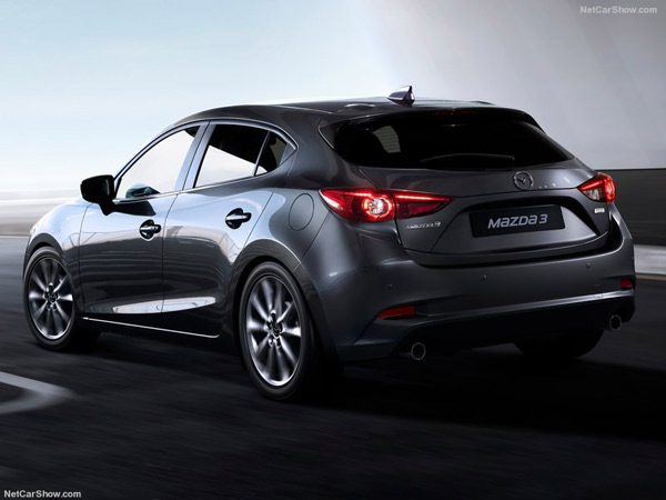 Mazda-3-2017-800-04