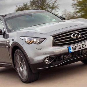 نگاهی کوتاه به اینفینیتی QX70 Ultimate