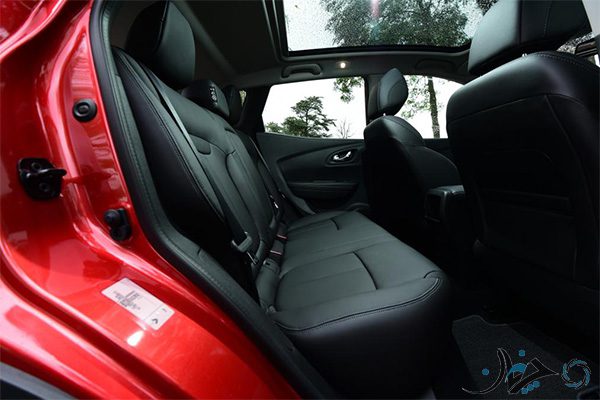 renault-kadjer-suv-uk-rear-seats