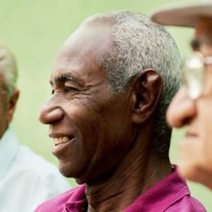 بر طبق تحقیقات اخیر انسان‌ها با افزایش سن شادتر می‌شوند!