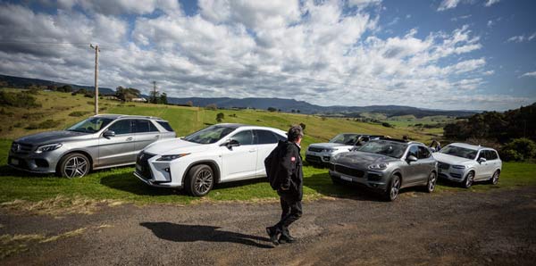 2016-Luxury-SUV-Comparo_Range-Rover-Sport-V-Jaguar-F-Pace-V-Porsche-Cayenne-V-Volvo-XC90-V-BMW-X5-V-Audi-Q7-V-Lexus-RX350-V-Merc-GLE250d-324