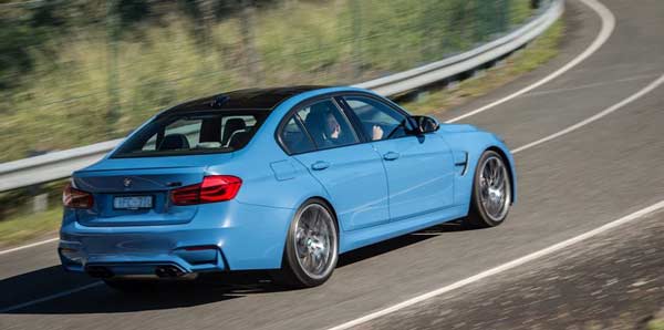 2017-BMW-M3-Competition-Pack-7