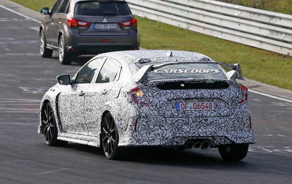 2017-Honda-Civic-Type-R-10